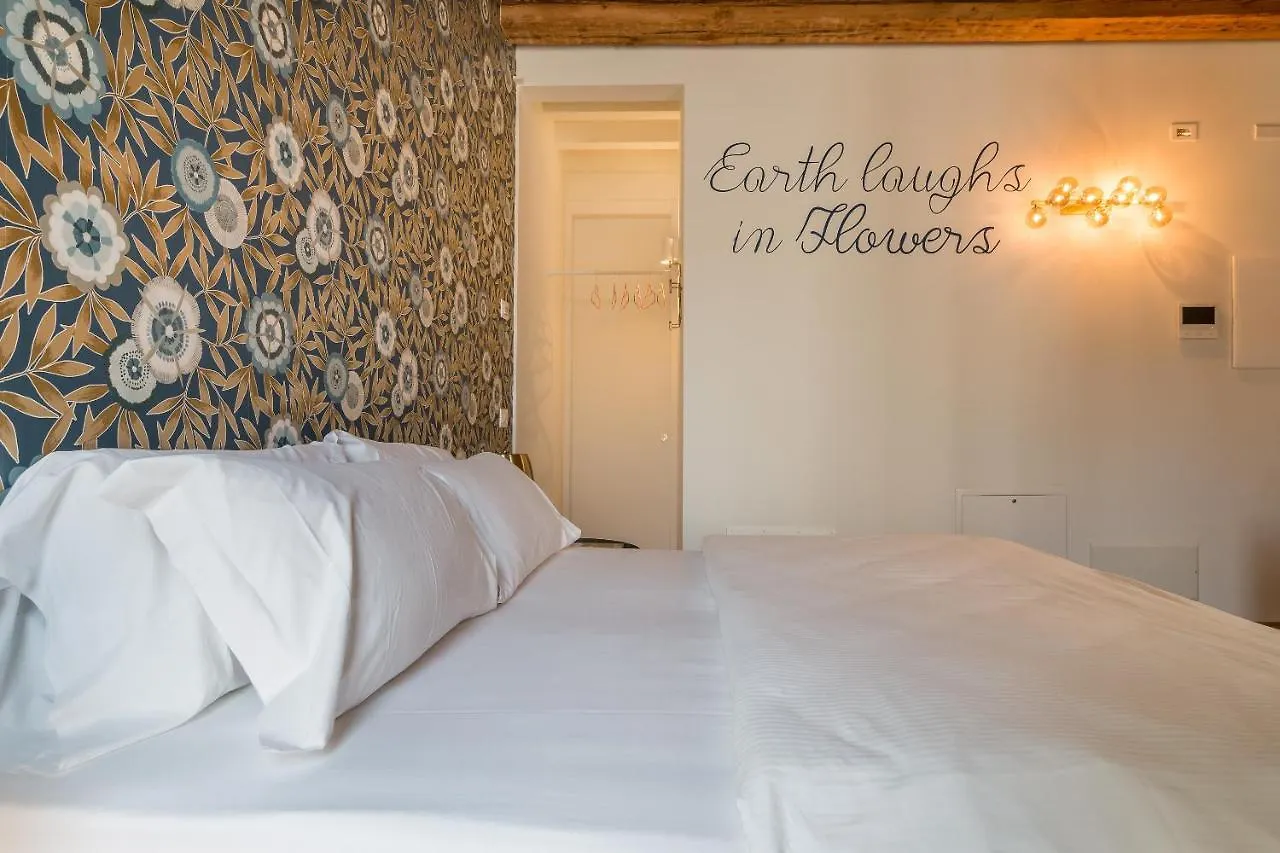 Blooms Botanical Rooms Padova Guest house