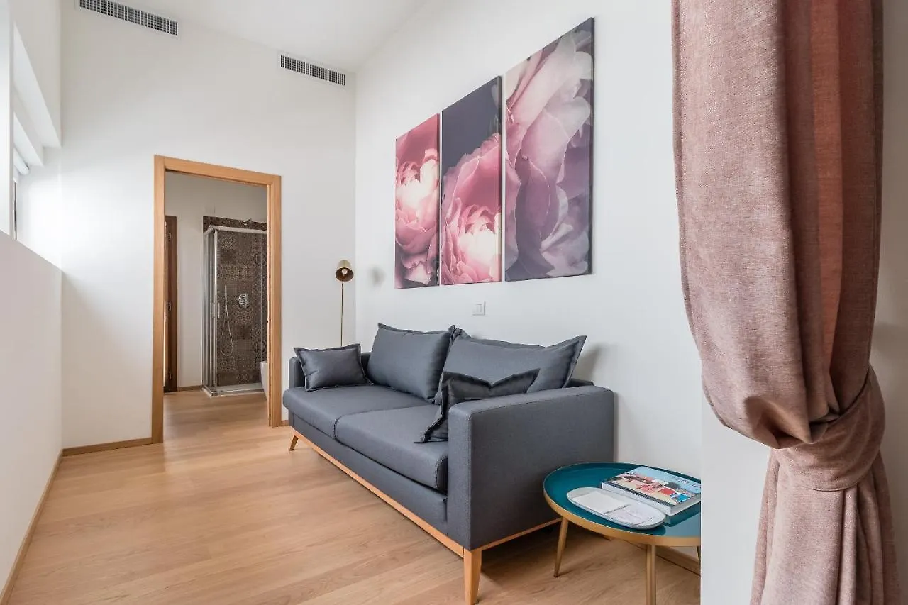 Blooms Botanical Rooms Padova Guest house